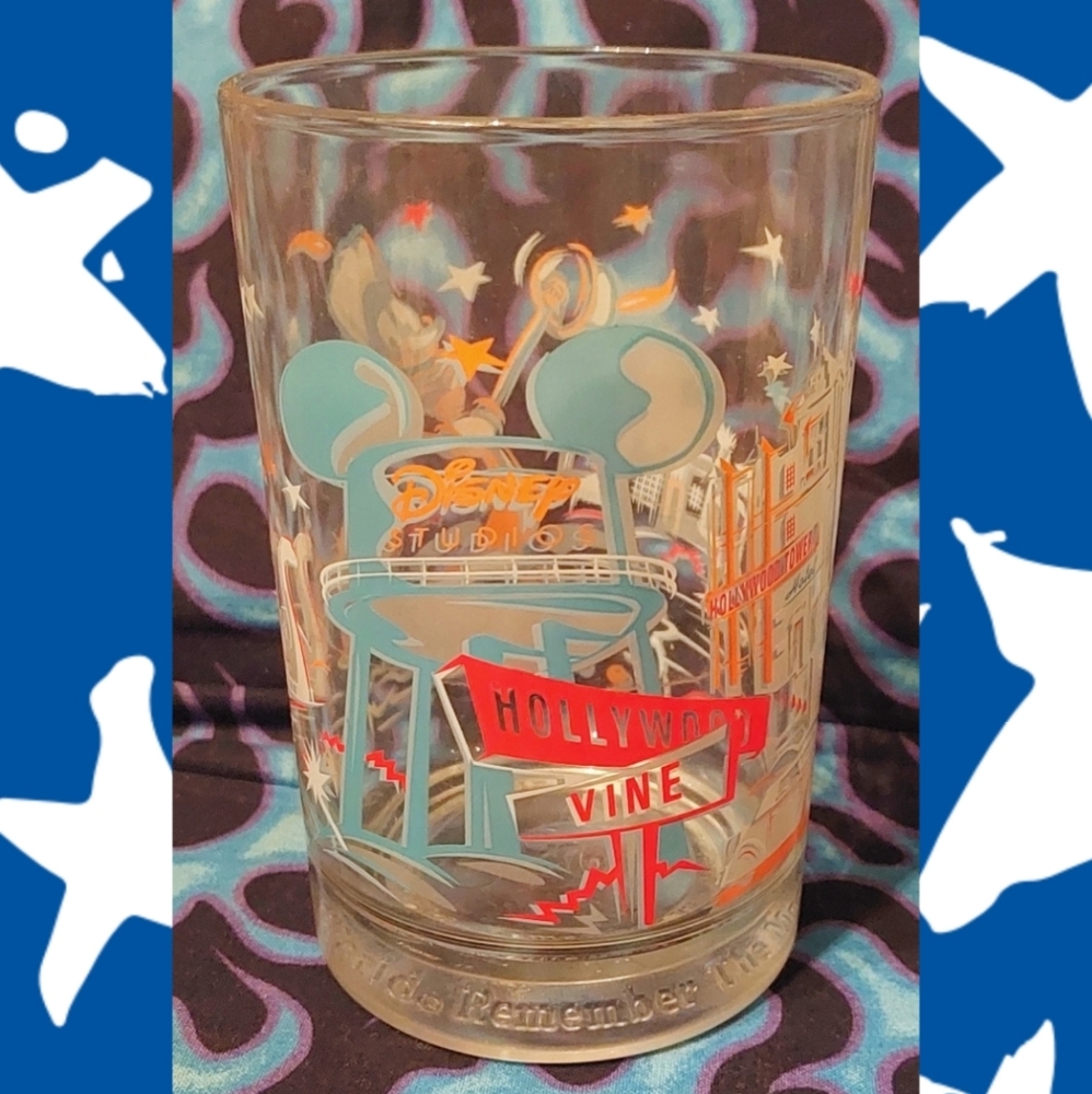1996 McDonalds Walt Disney World Remember The Magic 25th Anniversary Drink Glass